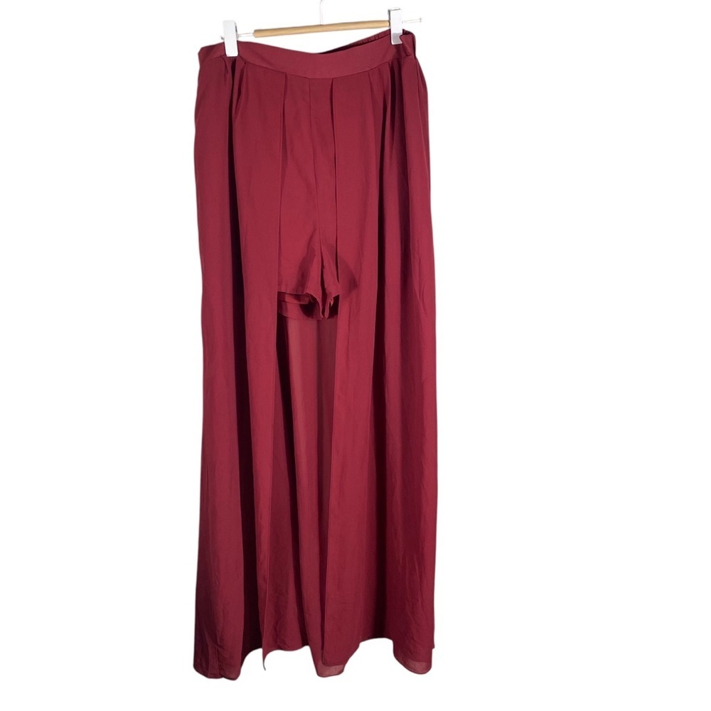 Entro shorts with sheer Maxi overlay Sz Medium NWT
